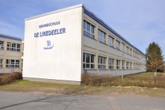 Schule von Aussen
